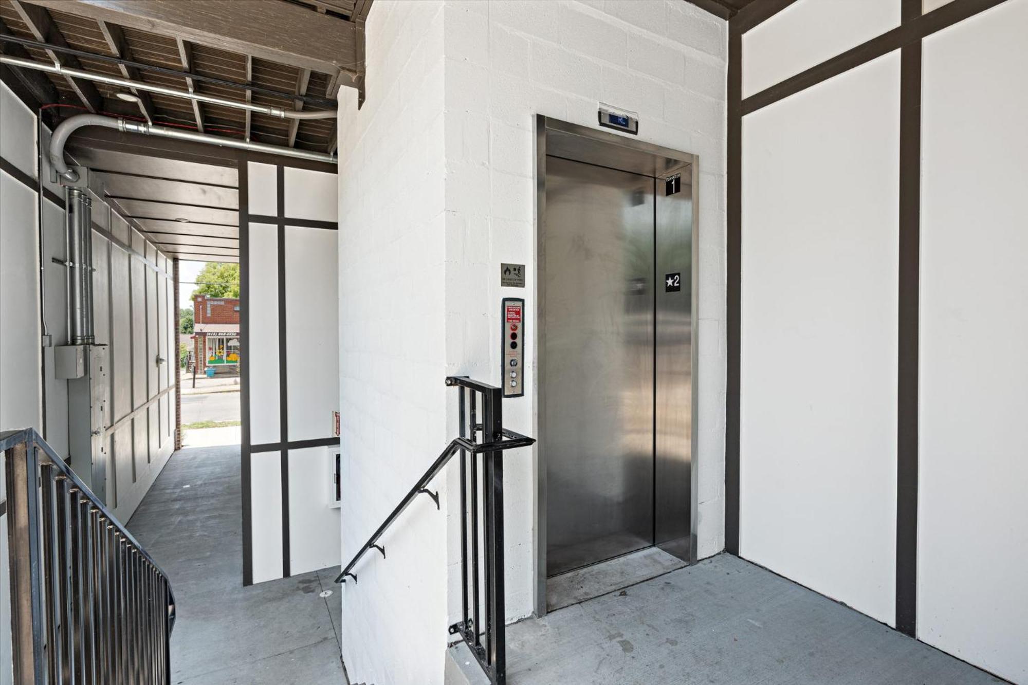 Modern Nashville Condo 5 Beds -3 Miles To Downtown Exterior foto